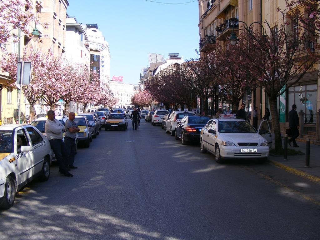 Valor Central Apartments Skopje Eksteriør billede